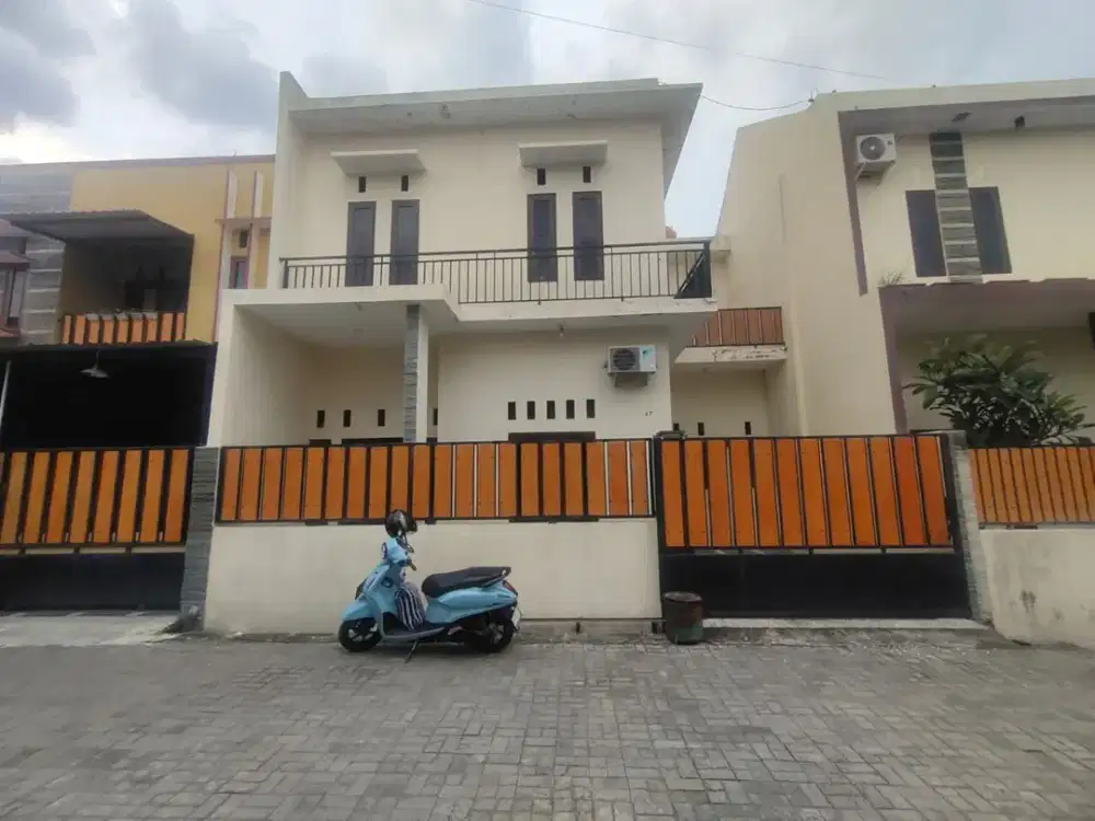 Kontrakan Rumah Cluster Cantik Dekat Kampus UMS dan Hotel Alana