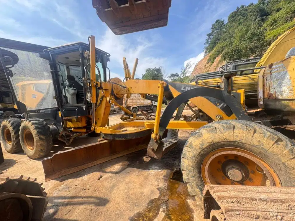 JUAL UNIT LIUGONG MOTOR GRADER CLG4140D TAHUN 2022 - KONDISI AS IS