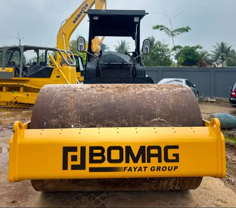 Jual Compactor / Vibro Bomag BW211D-40 Tahun 2012