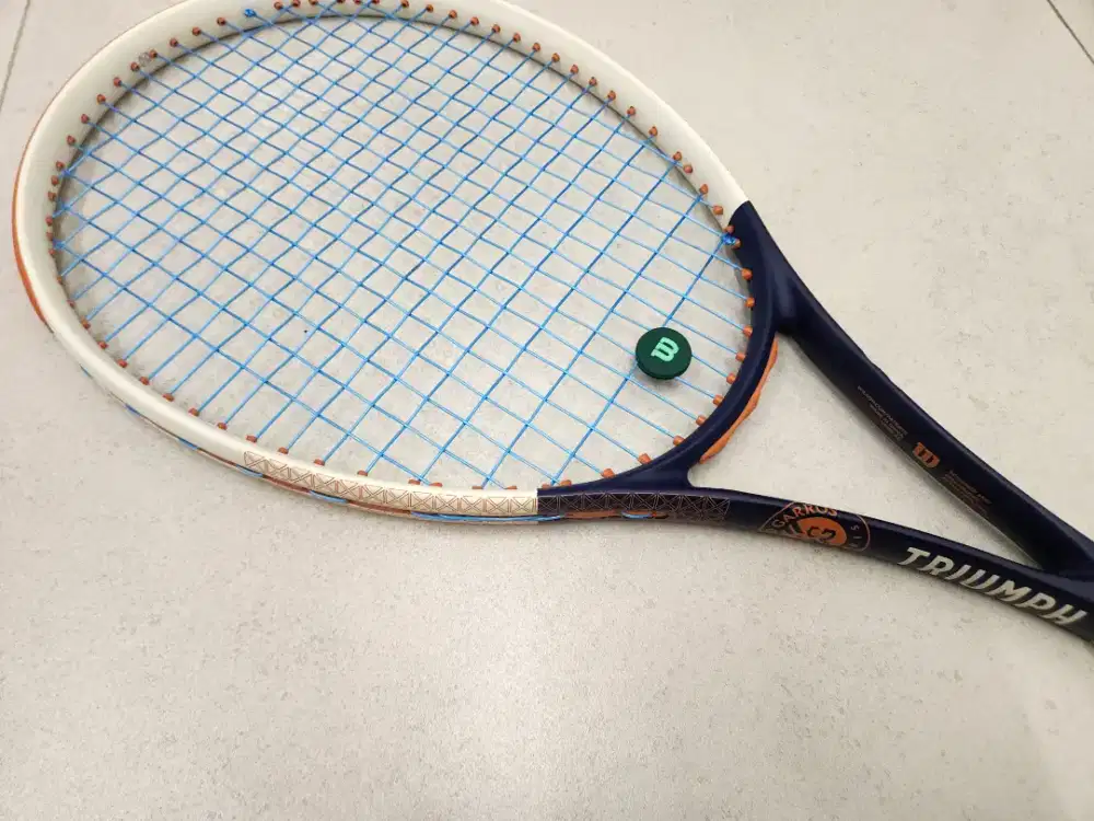 [Like NEW] Wilson Roland Garros Triumph (Raket Tenis / Raket Tennis)