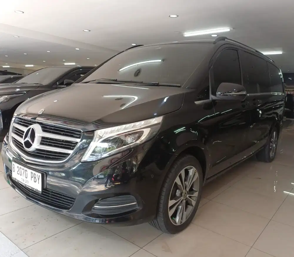 Only 24k miles Mercedes V220D diesel 2018