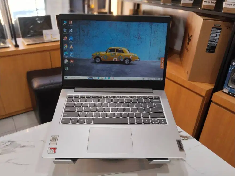 LENOVO IDEAPAD SLIM 1-14AST-05 AMD A4--9120E/RAM 4GB/SSD 256GB/14HD