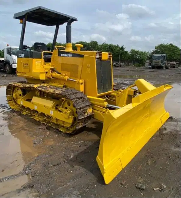 Dijual Bulldozer Komatsu D31E-20 Ex. Import Tahun 2021