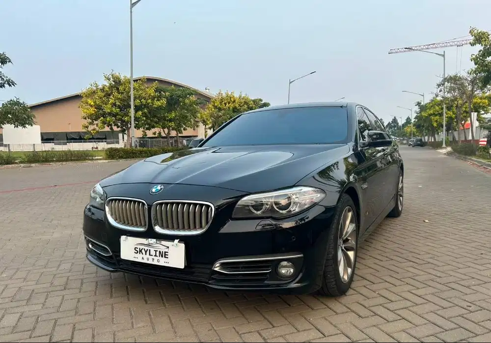 Termurah,pajak panjang,Kondisi istimewa, Jual cepat BMW 520d F10 LCI