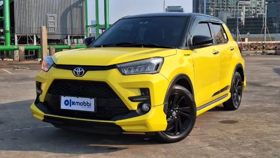 KM Rendah - Toyota Raize 1.0 GR Sport TSS Two Tone Bensin-AT 2021