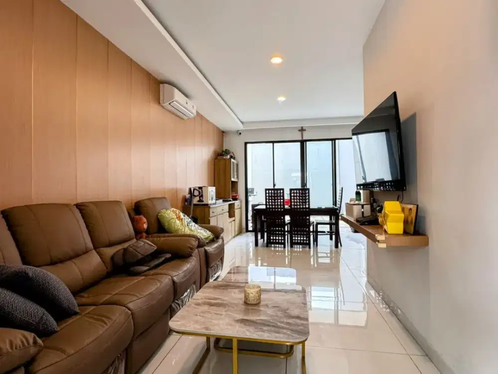 Dijual Cepat Rumah Citra Garden Puri, Cluster Denza, Uk. 7X18, Harga : Rp 3 M