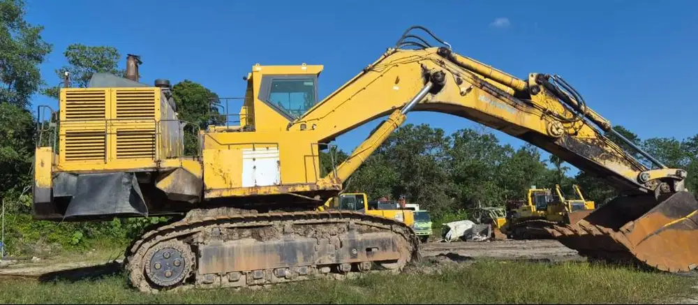 Dijual Excavator Komatsu PC2000-8 Tahun 2011
