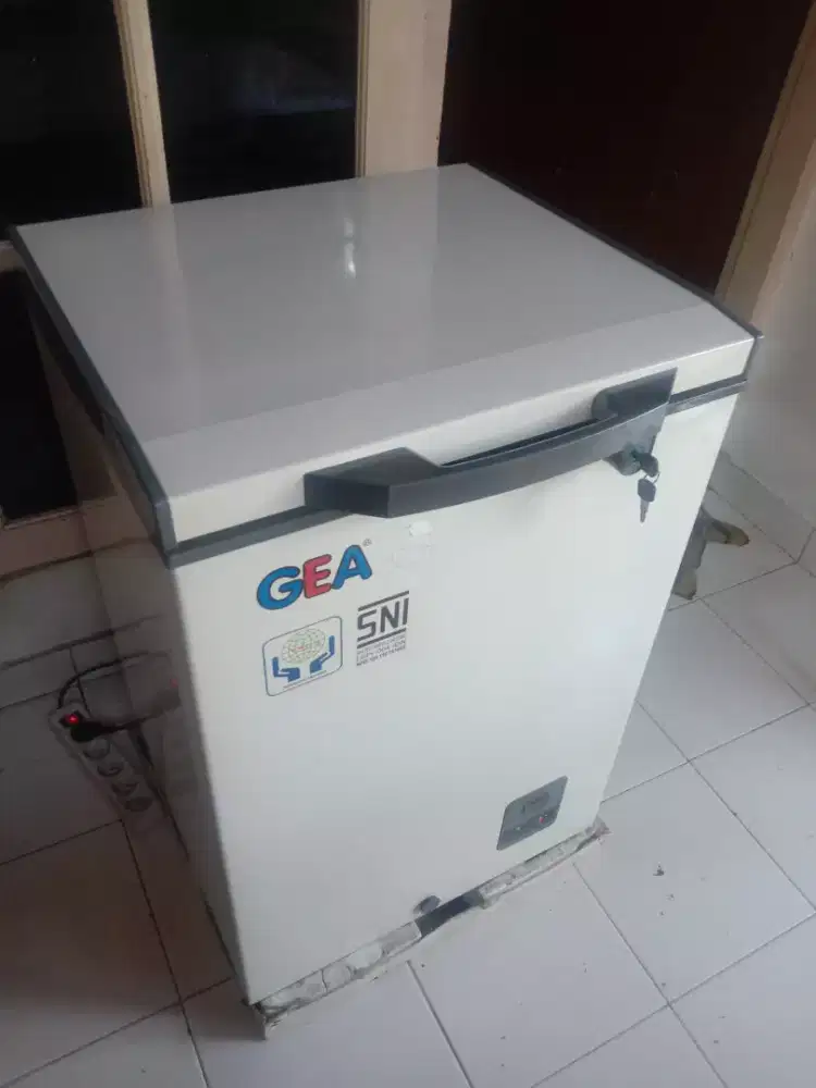 D JUAL UNIT FREZEER BOS MEREK GEA EX WARUNG