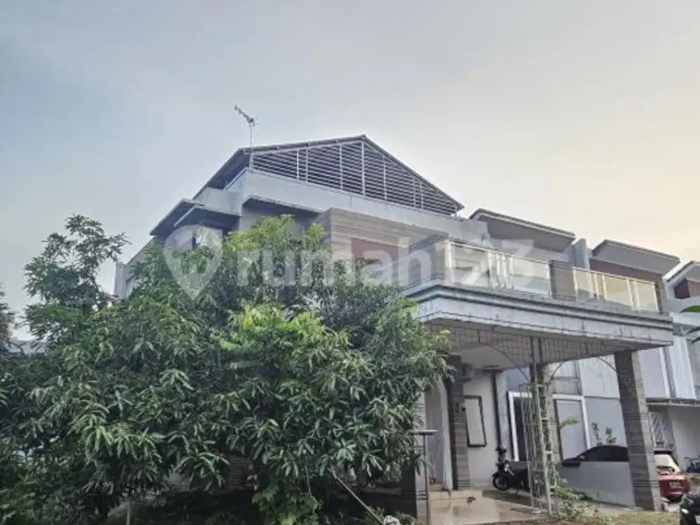 Rumah Hoek di BSD The Icon