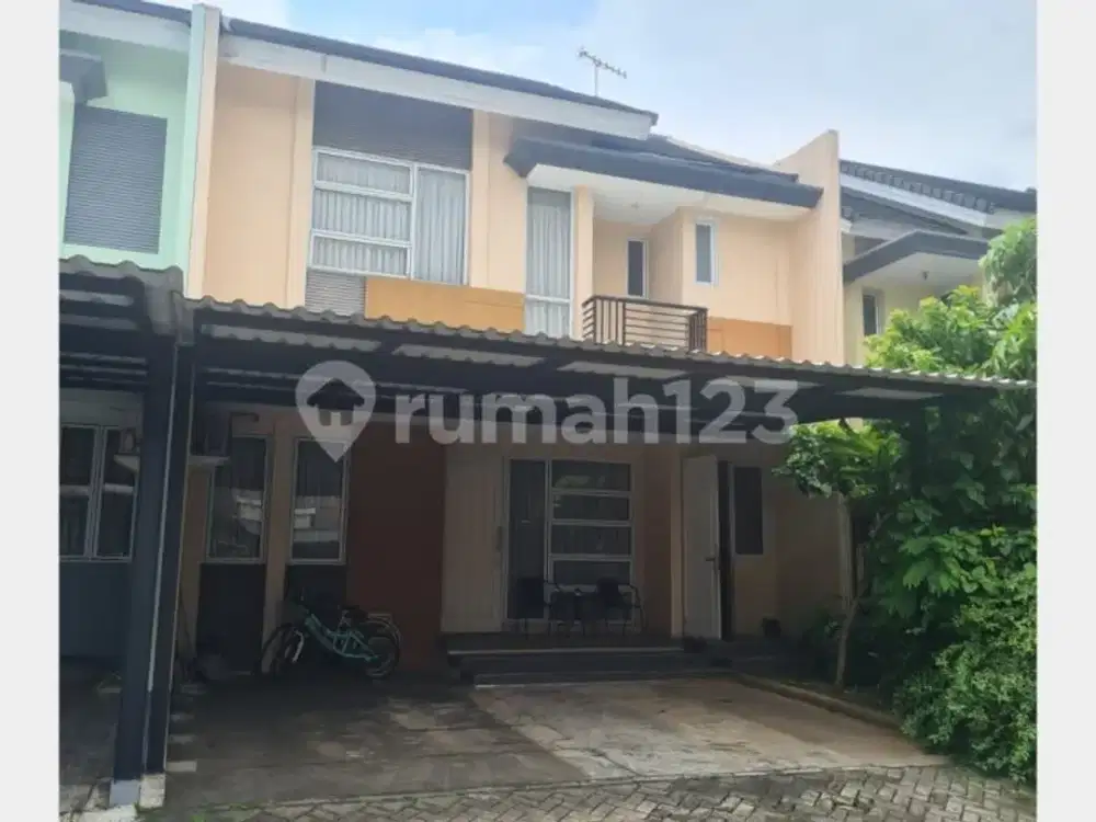 Rumah 2,5 Lantai Furnished Bagus di Cluster Castilla BSD, Tangerang Selatan