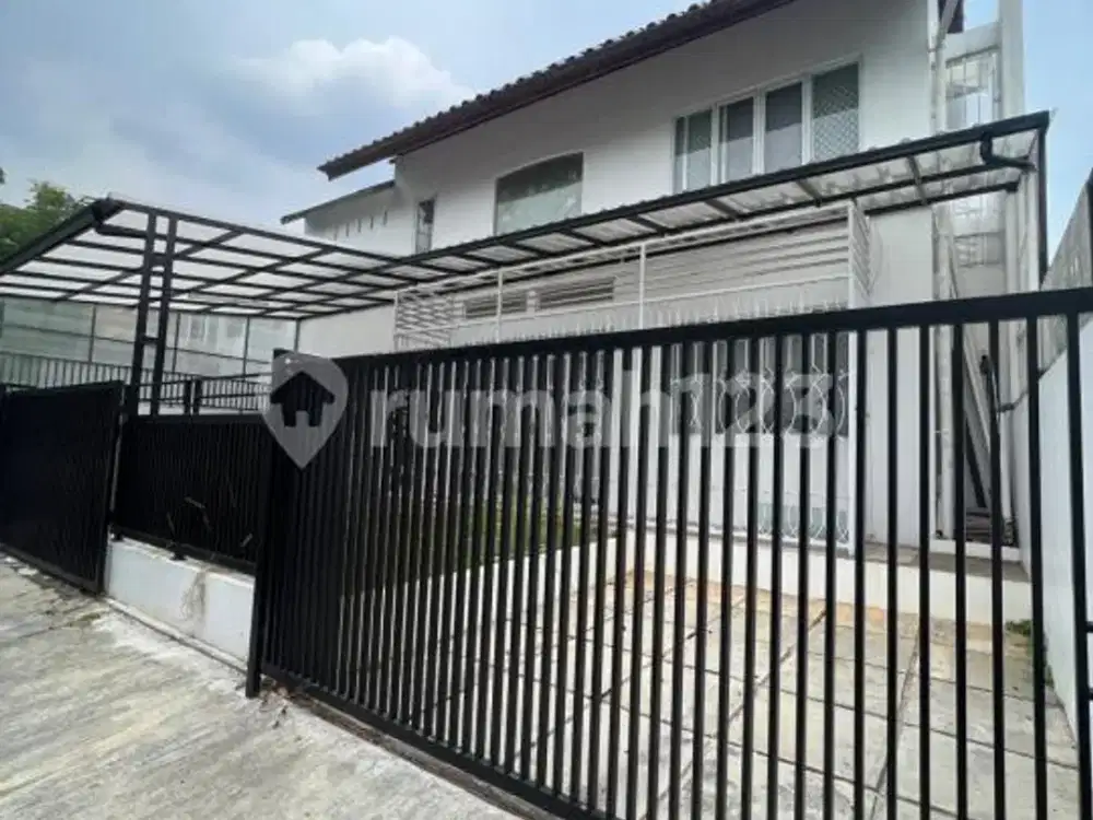 Dijual Rumah 2 Lantai SHM Siap Huni di BSD Puspitaloka