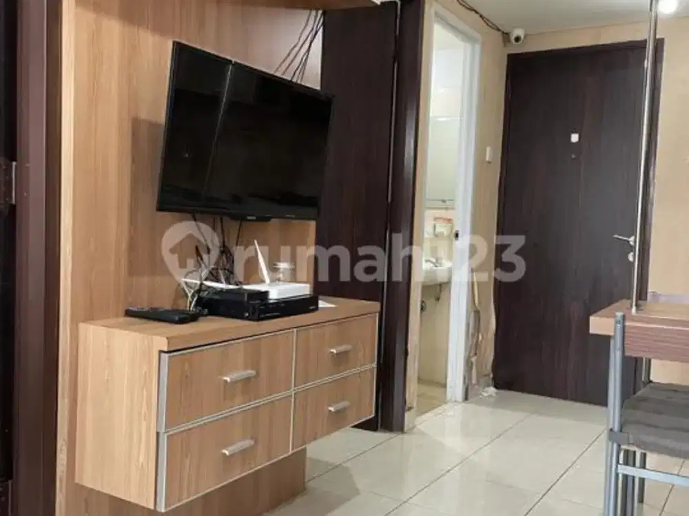 Apartemen Serpong Green BSD - 2 BR Posisi Sudut Fully Furnished Tinggal Bawa Koper