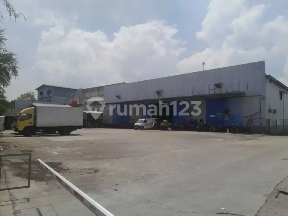 Disewakan Gudang Bebas Banjir di Pesing Poglar Cengkareng Jakbar (Min2th)
