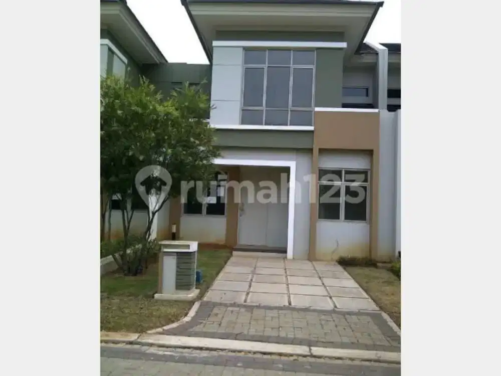 Rumah Rapi Nyaman di Cluster Naturale Foresta BSD, Tangerang Selatan