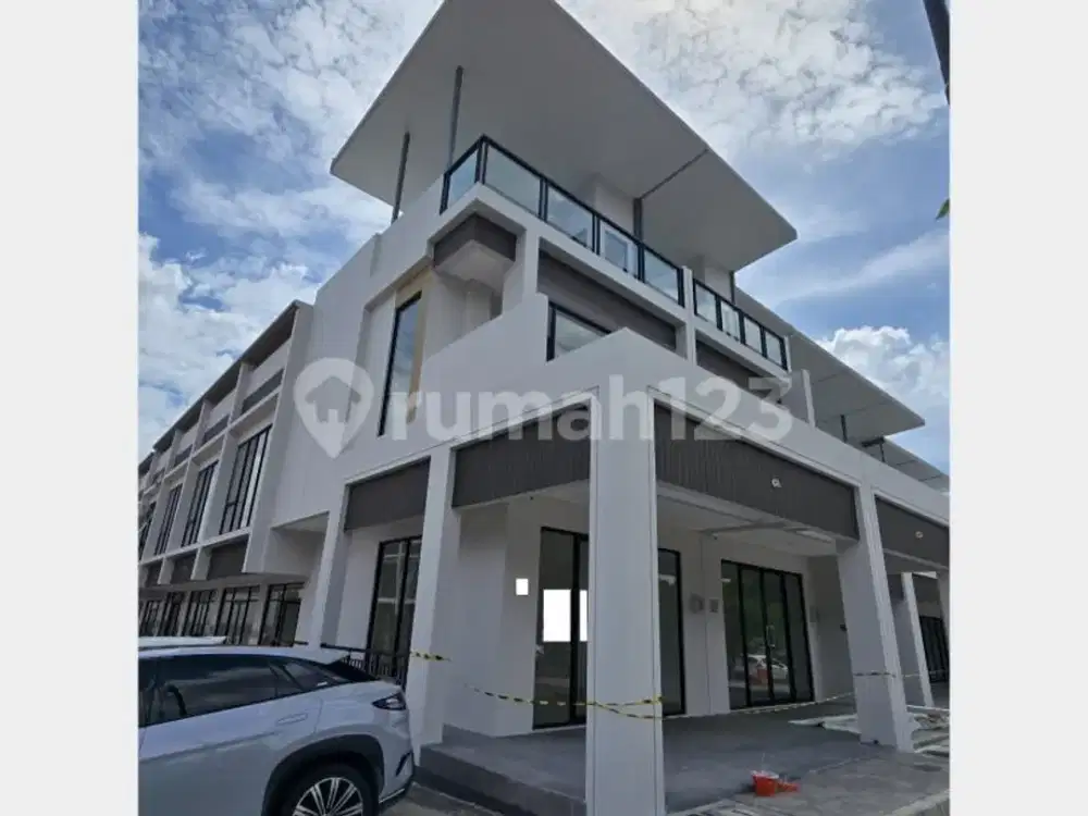 Disewa Ruko Sorrento Grande East Hoek di Gading Serpong Tangerang