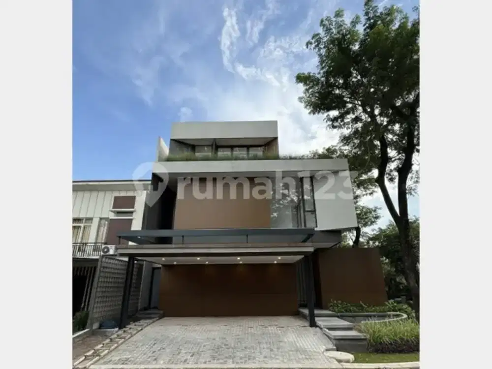 Rumah Cantik Home Lift Sampai LT 3 di Foresta BSD, Tangerang Selatan