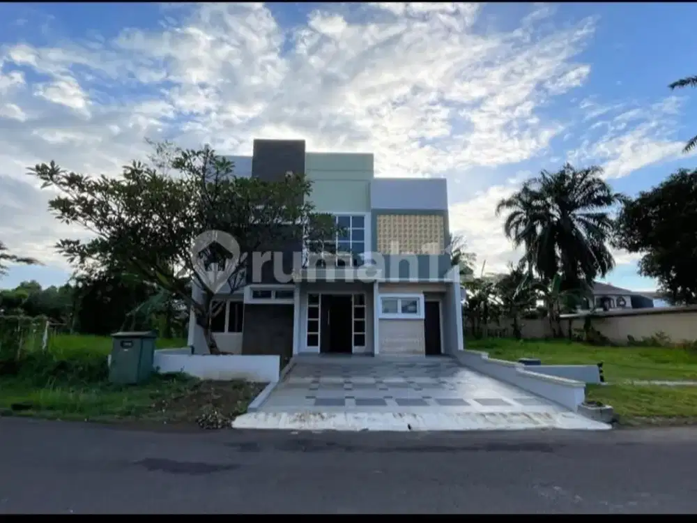 Rumah dan Kavling Hoek Strategis Flamboyan Alam Sutera, Tangerang Selatan