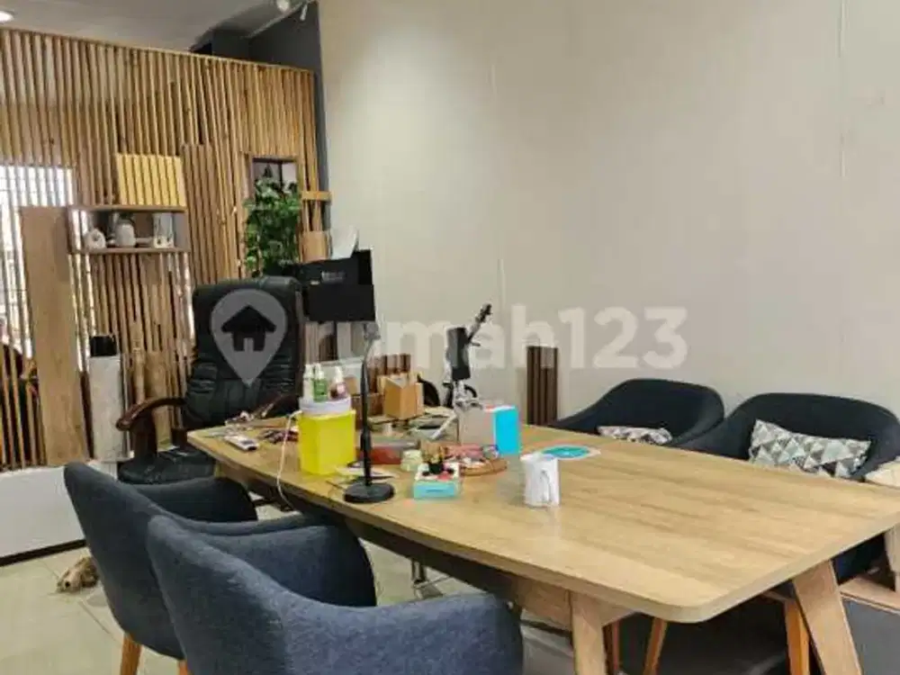 Dijual Rumah Full Furnished di The Savia BSD