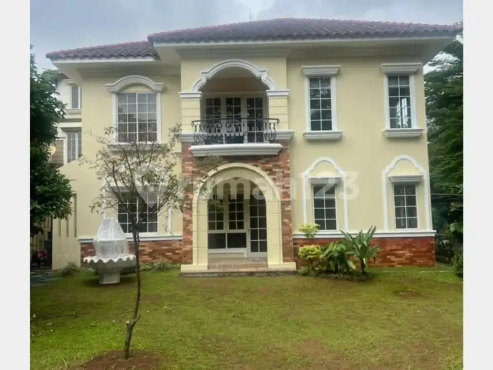 Rumah Hoek America Style Asri di The Green BSD, Tangerang Selatan
