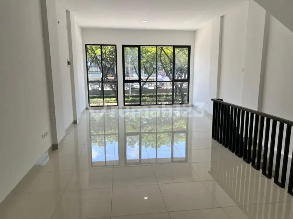 Disewa Ruko Bagus 3 Lantai di Bsd Tangerang Selatan