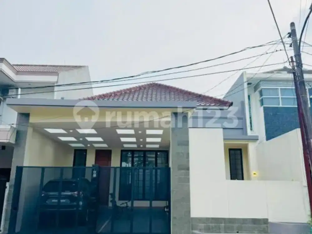 Dijual Rumah Full Renovasi Posisi Depan Taman Rare Unit di Villa Melati Mas