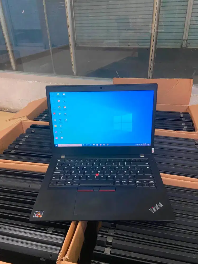 LAPTOP GAMING & EDITING LENOVO L14 R3-4450 8/256 14 INCH *RET