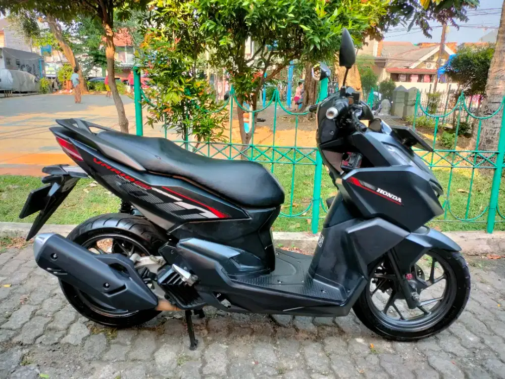 HONDA VARIO FI NEW 160 CBS 2023 pajak hidup/B.dki