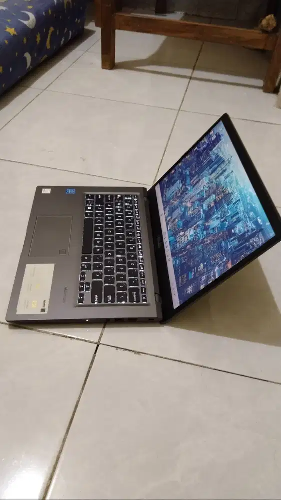 ASUS VIVOBOOK N4020 INTEL COLERON  RAM 8GM SSD 256GB