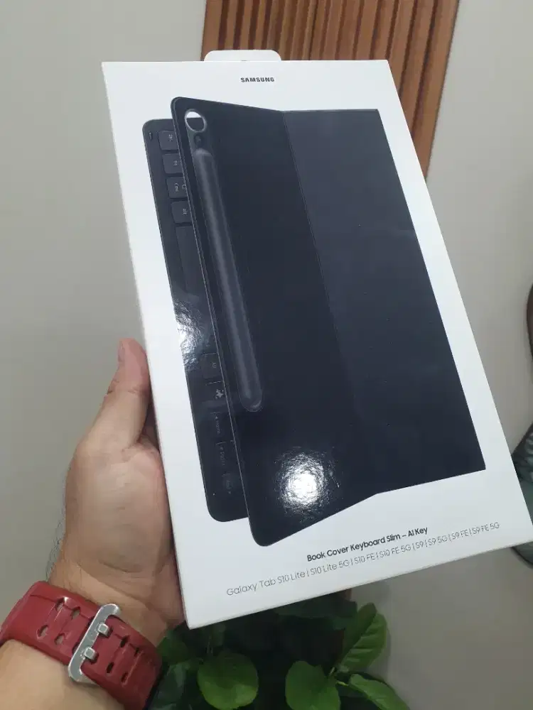 Bookcover keyboard Samsung Tab 10lite/ s10Fe resmi sein