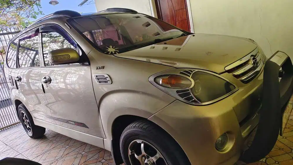 Daihatsu Xenia 2005 Bensin