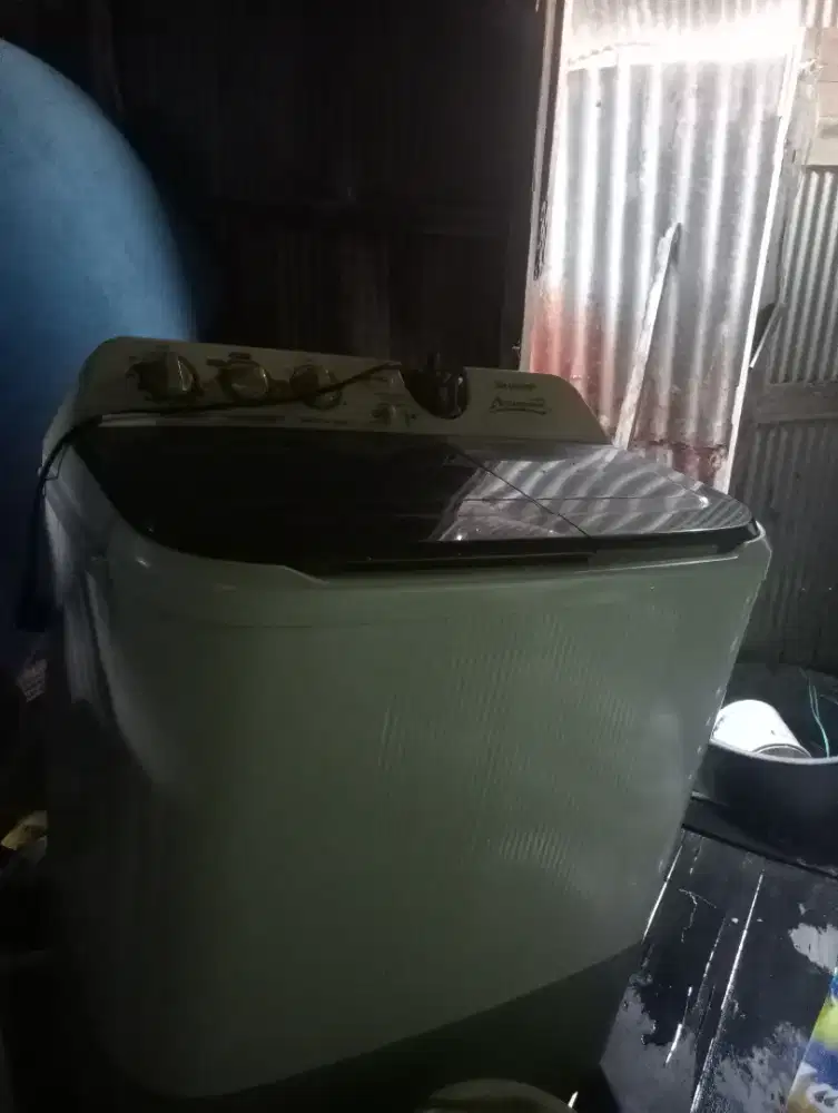 Mesin cuci sharp