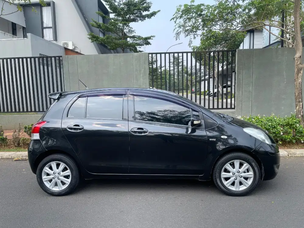 Toyota Yaris matic 2010/2011 Mulus 2012 Bt Honda Jazz 2013, 2014 2009