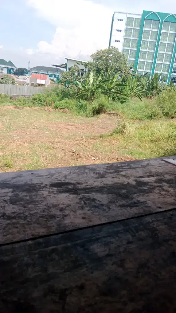 Di jual tanah strategis di perumahan villa real residen