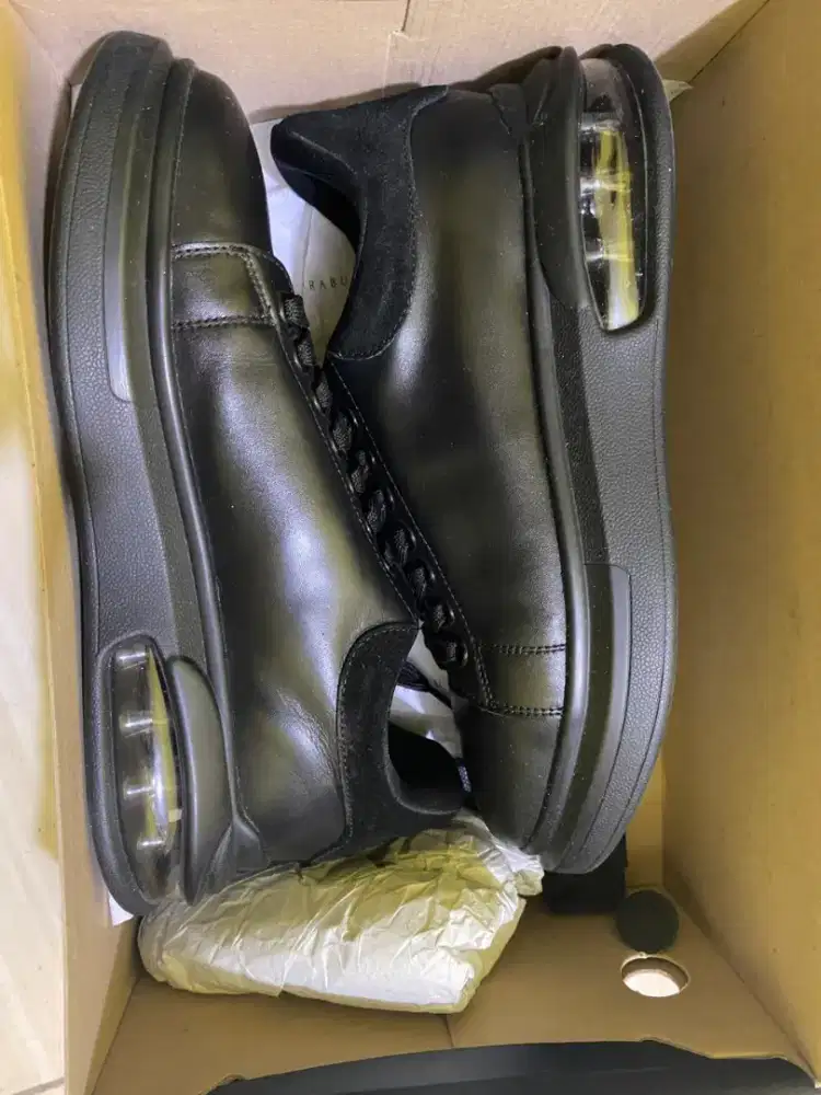 Sepatu PRABU size 40