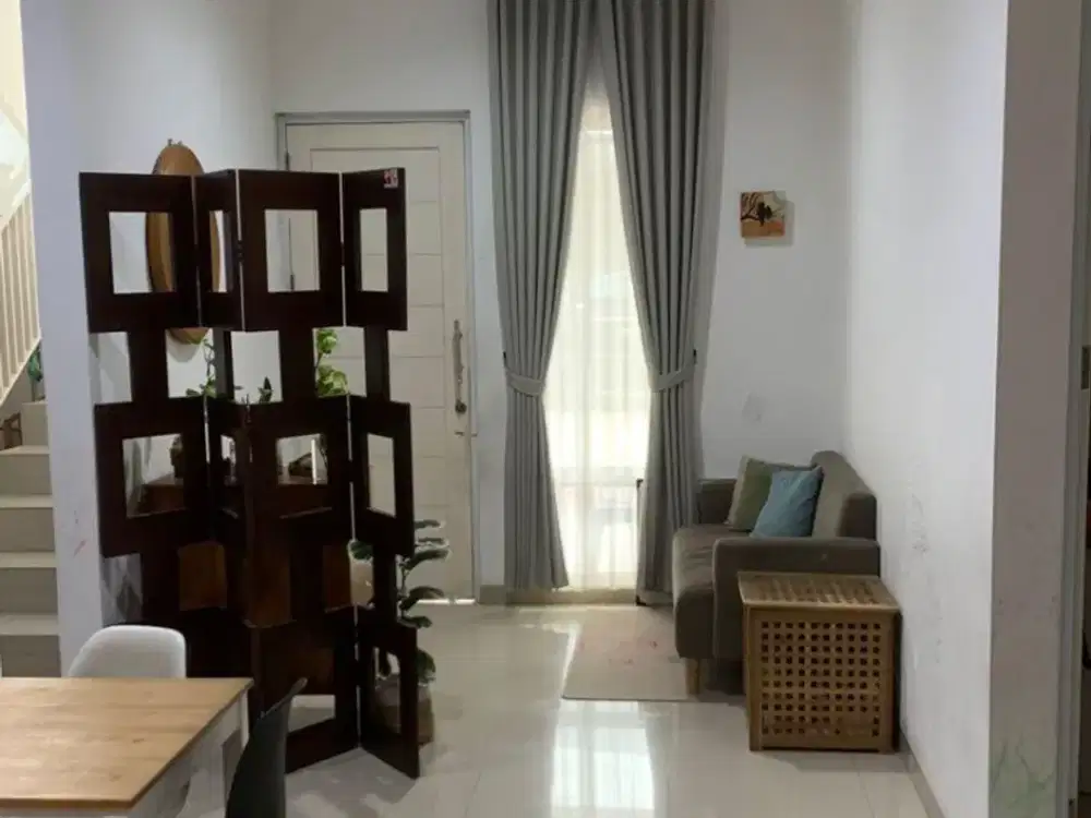 Rumah Hook Eksklusif dengan Rooftop di Cirendeu Ciputat VA-18253
