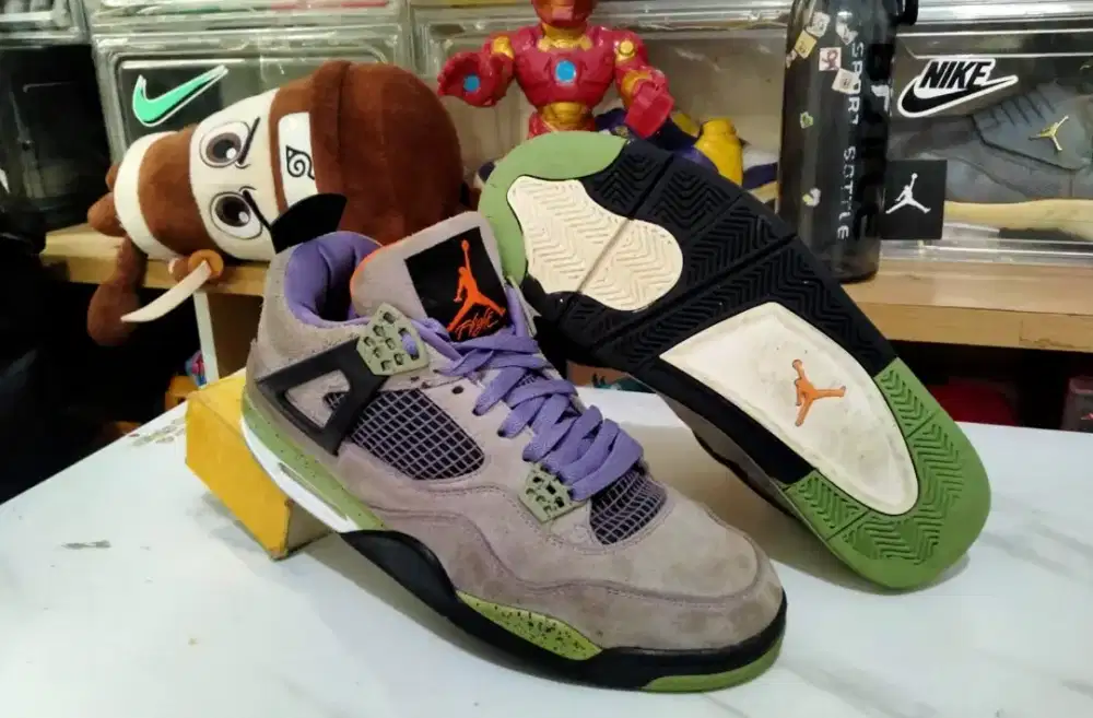 Sepatu Basket Nike Jordan Retro 4 size 45