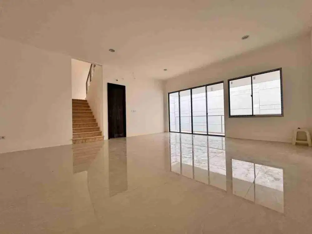 Rumah Brand New Siap HUni di Golf Island Cluster Violin PIK