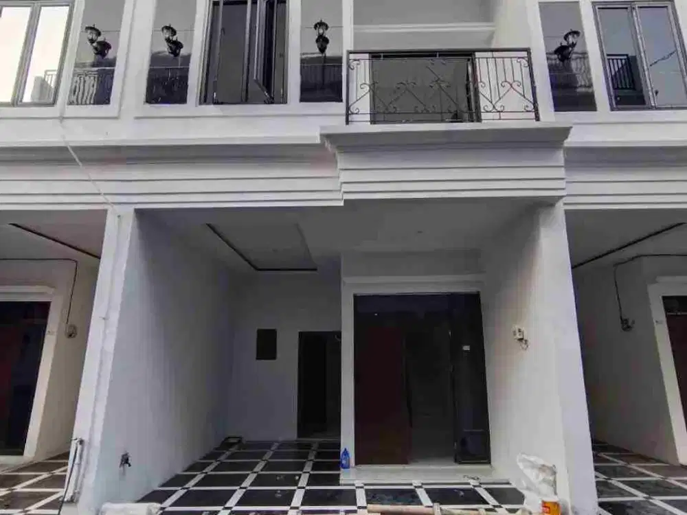 Ready Siap Huni di Jagakarsa Cipedak Kahfi 1