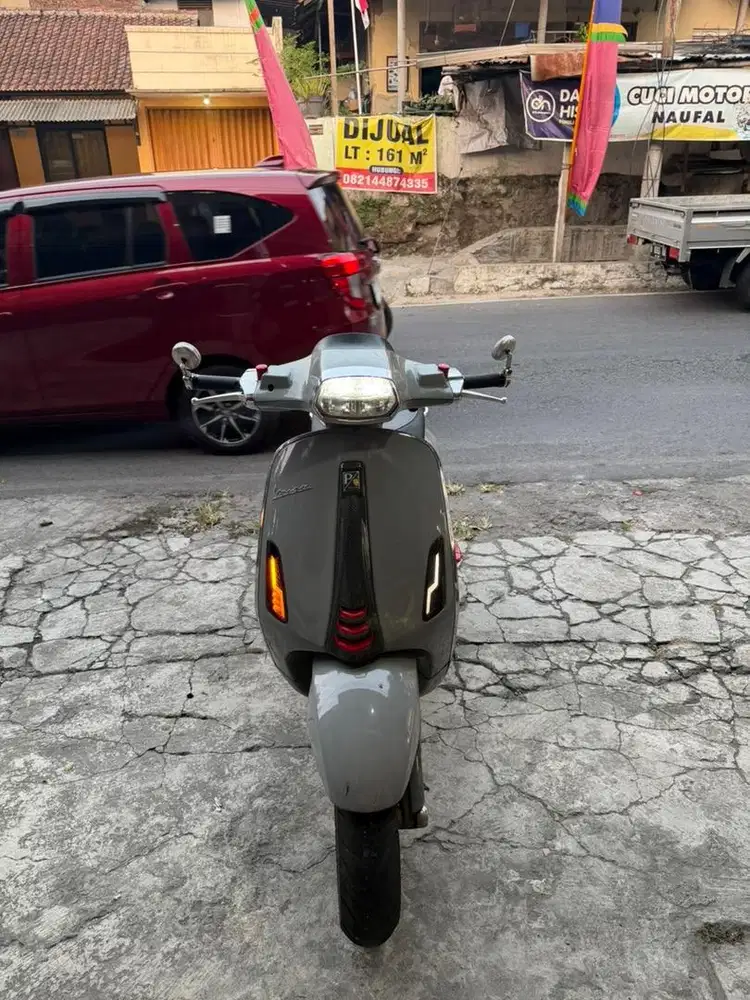 Vespa Sprint iget abu 2023 modif tipis