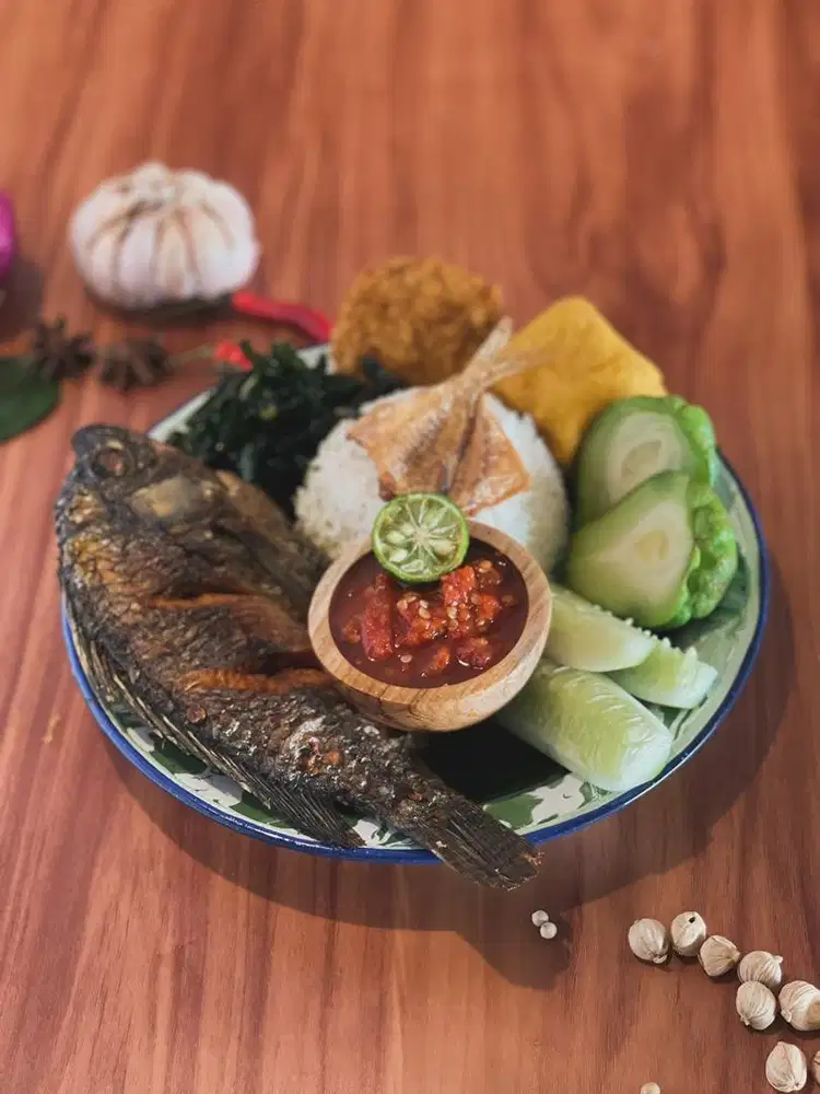 LOWONGAN KERJA RESTO