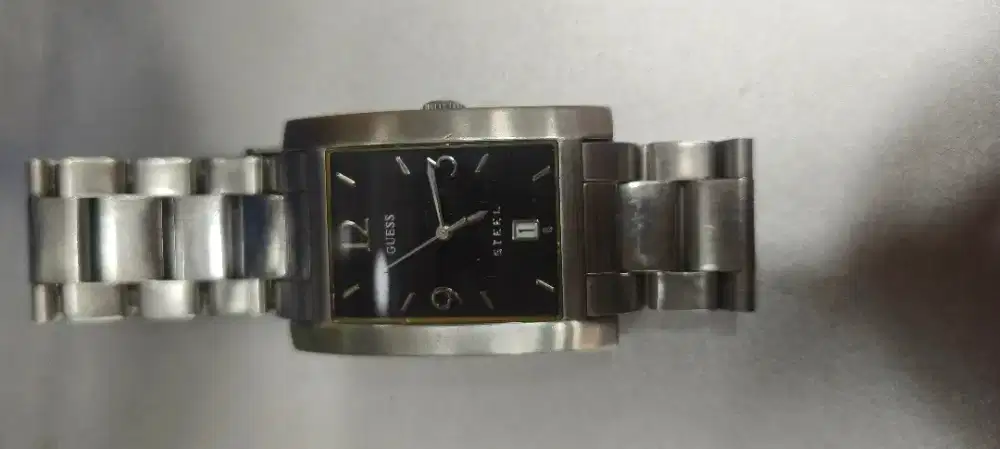 di jual jam tanga ori guess cwok kotak