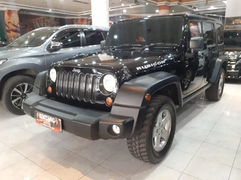 JEEP RUBICON 4PT 3.8 AT 2011 BLACK / MODEL THN 2012 [BINTANG MOTOR]