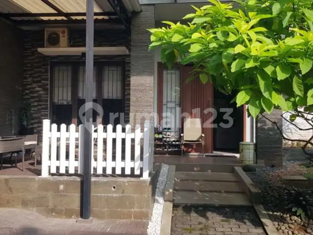 Rumah asri cantik SHM dekat tol stasiun di Delatinos BSD