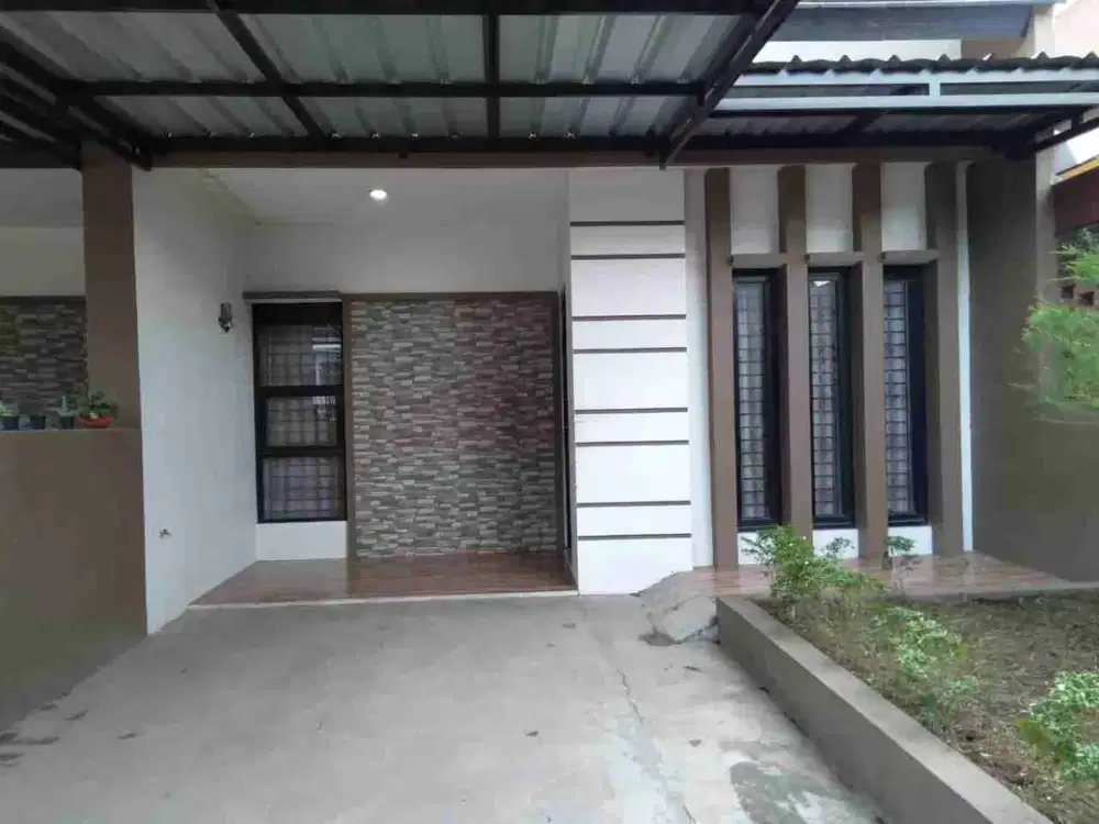 dijual rumah minimalis siap huni di dalam komplek ciwastra kota bandung