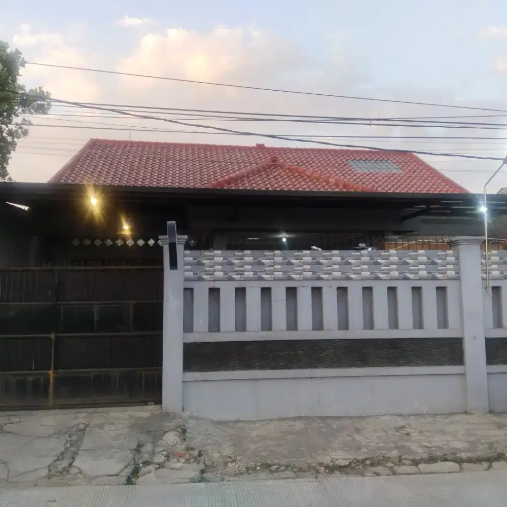 Rumah soreang pinggir jalan
