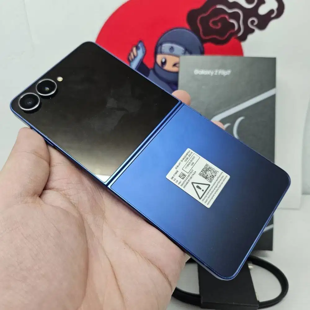 Samsung Galaxy Z Flip 7 Navy 12/256 Fullset Sein Minus Dot 1 Titik