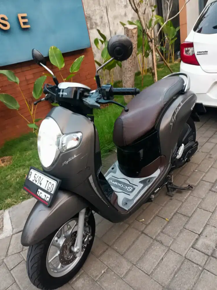 DIJUAL cepat Honda SCOOPY DONAT STYLISH