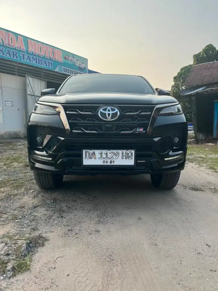 Fortuner vrz GR 2,8 unit istimewa pemakian 2025