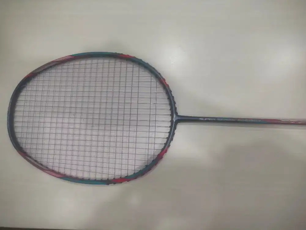 Raket Badminton LiNing