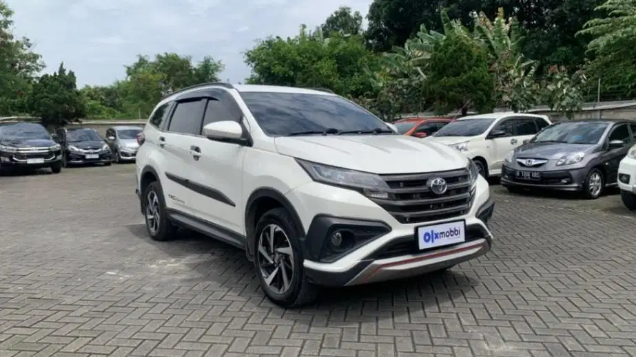 Toyota Rush 1.5 TRD Sportivo Bensin-AT 2019